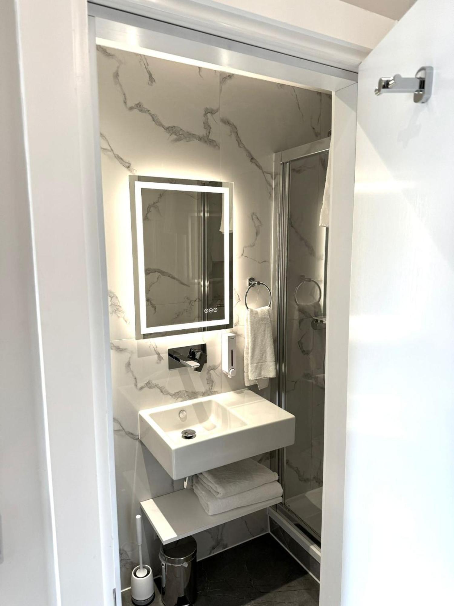 Nox Richmond Apart otel Richmond  Dış mekan fotoğraf