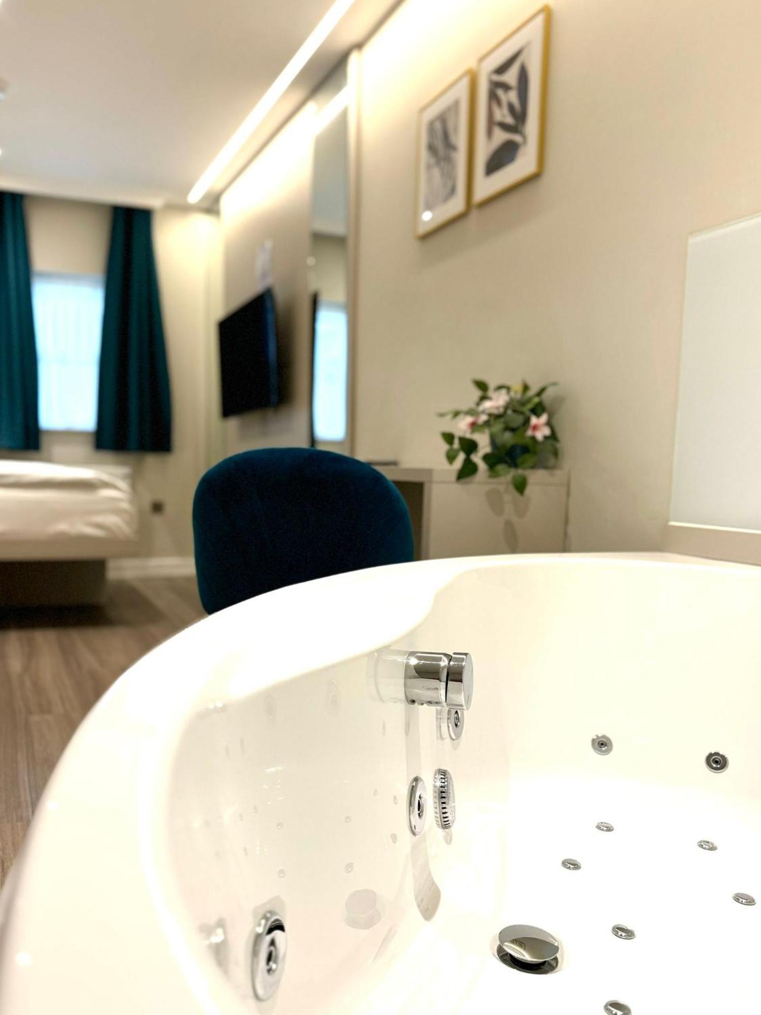 Nox Richmond Apart otel Richmond  Dış mekan fotoğraf